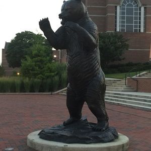 Meet your Posher, Clarence